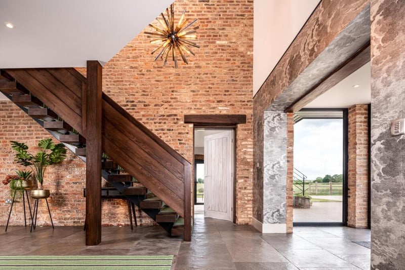 The use of natural materials impacts positively on the feel of this home