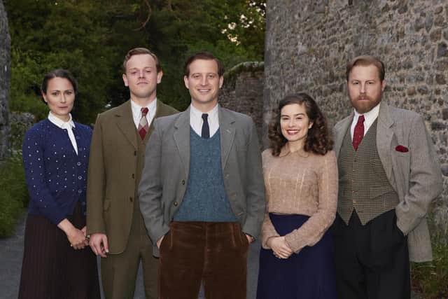 All Creatures Great and Small Christmas special with Mrs Hall (Anna Madeley), Tristan Farnon (Callum Woodhouse), James Herriot (Nicholas Ralph), Helen Herriot (Rachel Shenton), Siegfried Farnon (Samuel West). Helen Williams / Playgorund / Ch5