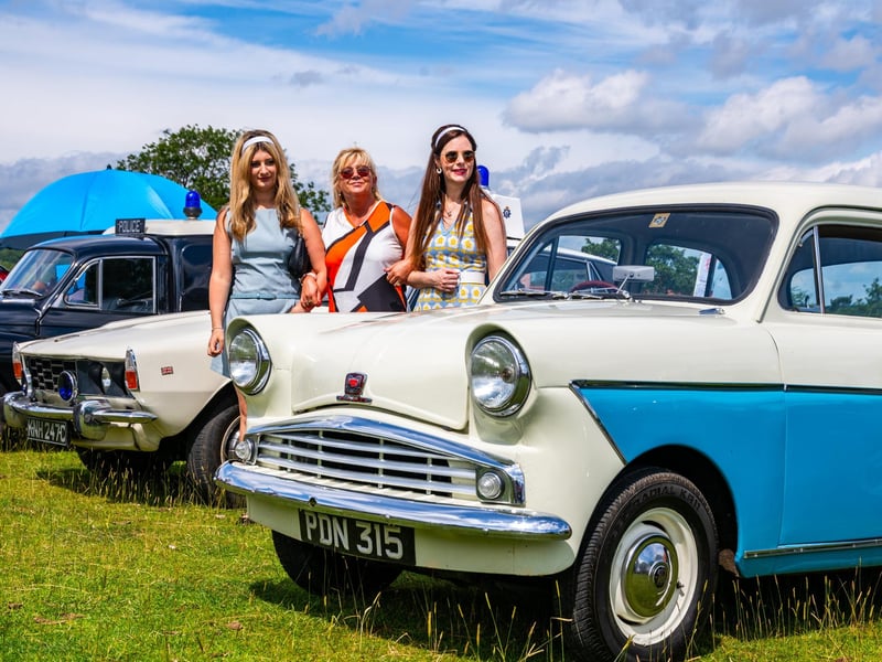 Grace Owen, Tanzey Haw, and Nadine Owen at the Goathland event.
