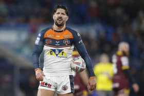 Gareth Widdop shows his dismay on a bad night for Castleford Tigers. (Photo: Ed Sykes/SWpix.com)