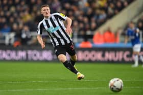 NEWCASTLE UPON TYNE, ENGLAND - OCTOBER 19: Elliot Anderson of Newcastle United in action during the Premier League match between Newcastle United and Everton FC at St. James Park on October 19, 2022 in Newcastle upon Tyne, England. (Photo by Stu Forster/Getty Images)