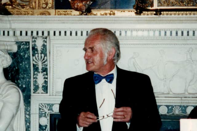 Dr Ivan Hall