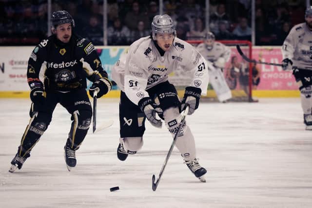 MATCHING UP: Hull Seahawks' Patrick Brown (right), in action during last Sunday's 5-1 win over NIHL National leaders, Milton Keynes Lightning. Picture: Kim Elliott/Seahawks Media.