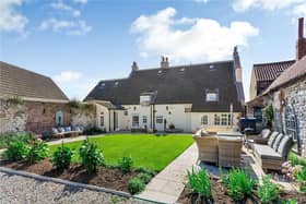 Linwood House dates to 1789 and has been updated, beautifully blending original character with modern amenities to create a truly exceptional family home.