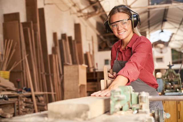 The new UK Trade Skills Index 2023 report has revealed an ‘alarming’ skills gap engulfing the construction sector – with almost 250,000 more qualified apprentices needed by 2032.