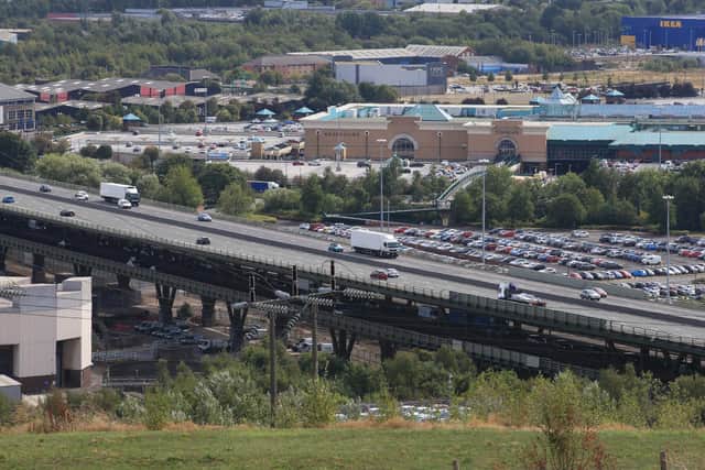 Tinsley Viaduct has been closed to high sided vehicles