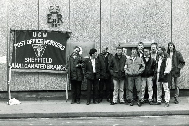 Sheffield Post Office workers on strike in 1988