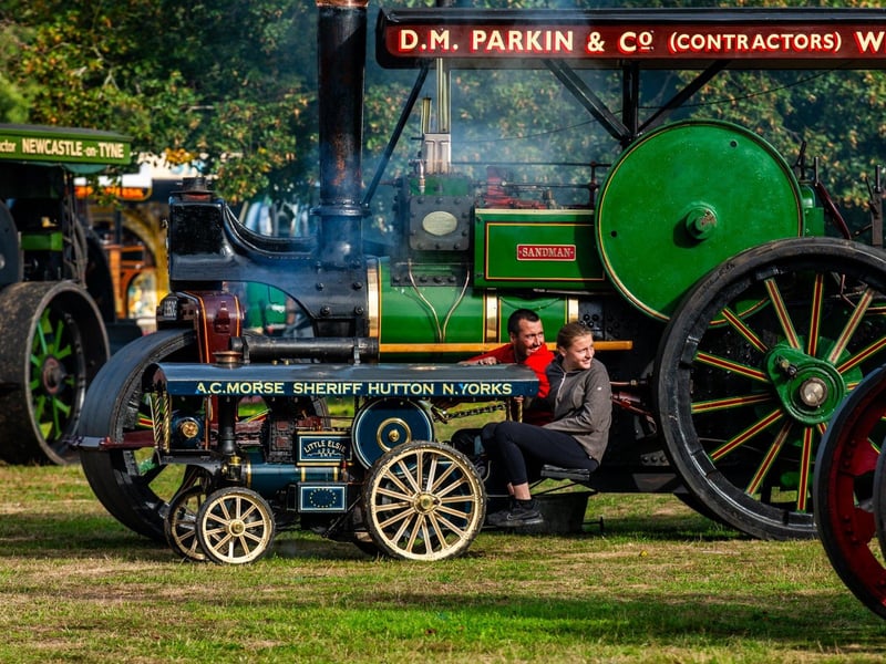 Pictured Liam Hayes, and his daughter Elsie, aged 13, of Sheriff Hutton, head-off to collect water for their 4 inch miniature Burrell Tractor Engine. Picture: James Hardisty. Date: 6nd September 2026.