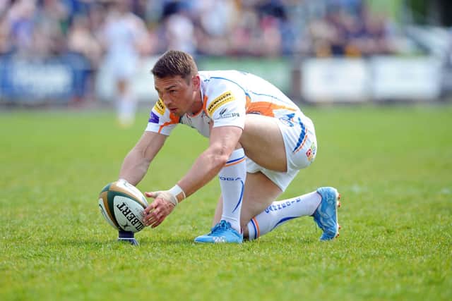 Kevin Sinfield places the ball in his last match for Yorkshire Carnegie back in 2016 before he retired from playing for good. (Picture: Steve Riding)