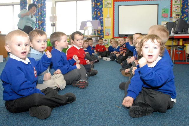 Who can tell us more about this classroom session at Lukes Lane Community School?