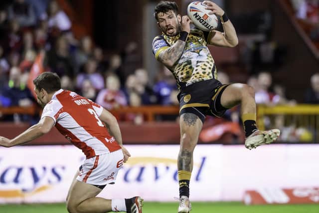 Oliver Gildart played against Rovers for Leigh last year. (Photo: Allan McKenzie/SWpix.com)