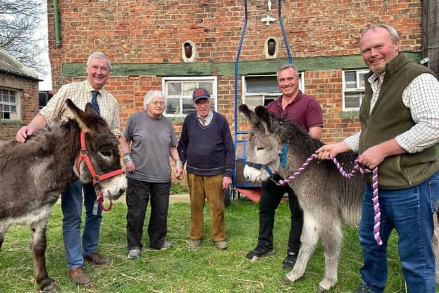 Mr and Mrs Green meet Rob and Dave Nicholson with Peter Wright vet in the first episode of The Yorkshire Vet series 15. (Pic credit: Channel 5)