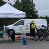 EPIKS e-bike instructor at a "try an e-bike event"