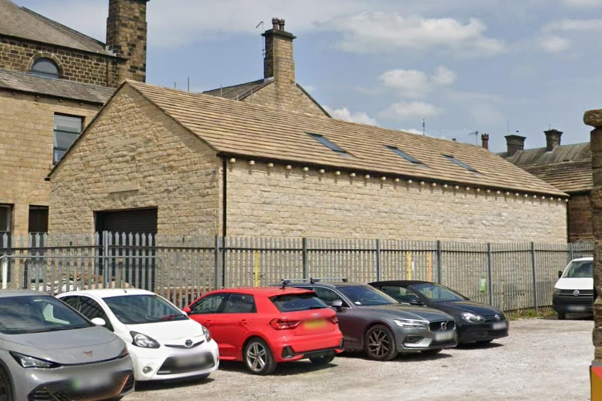 Vacant Keighley commercial building to be converted into four flats