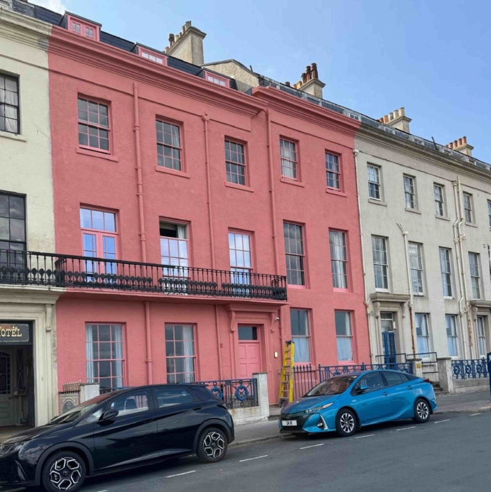 Listed Whitby hotel painted pink without permission to be redone