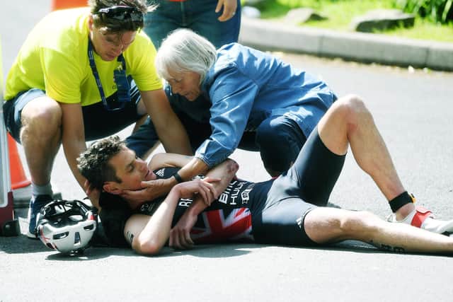 Jonny Brownlee crashes out of the race in Leeds (Picture: Jonathan Gawthorpe)
