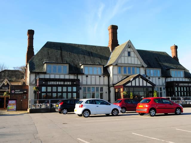The Lawnswood Arms, Adel