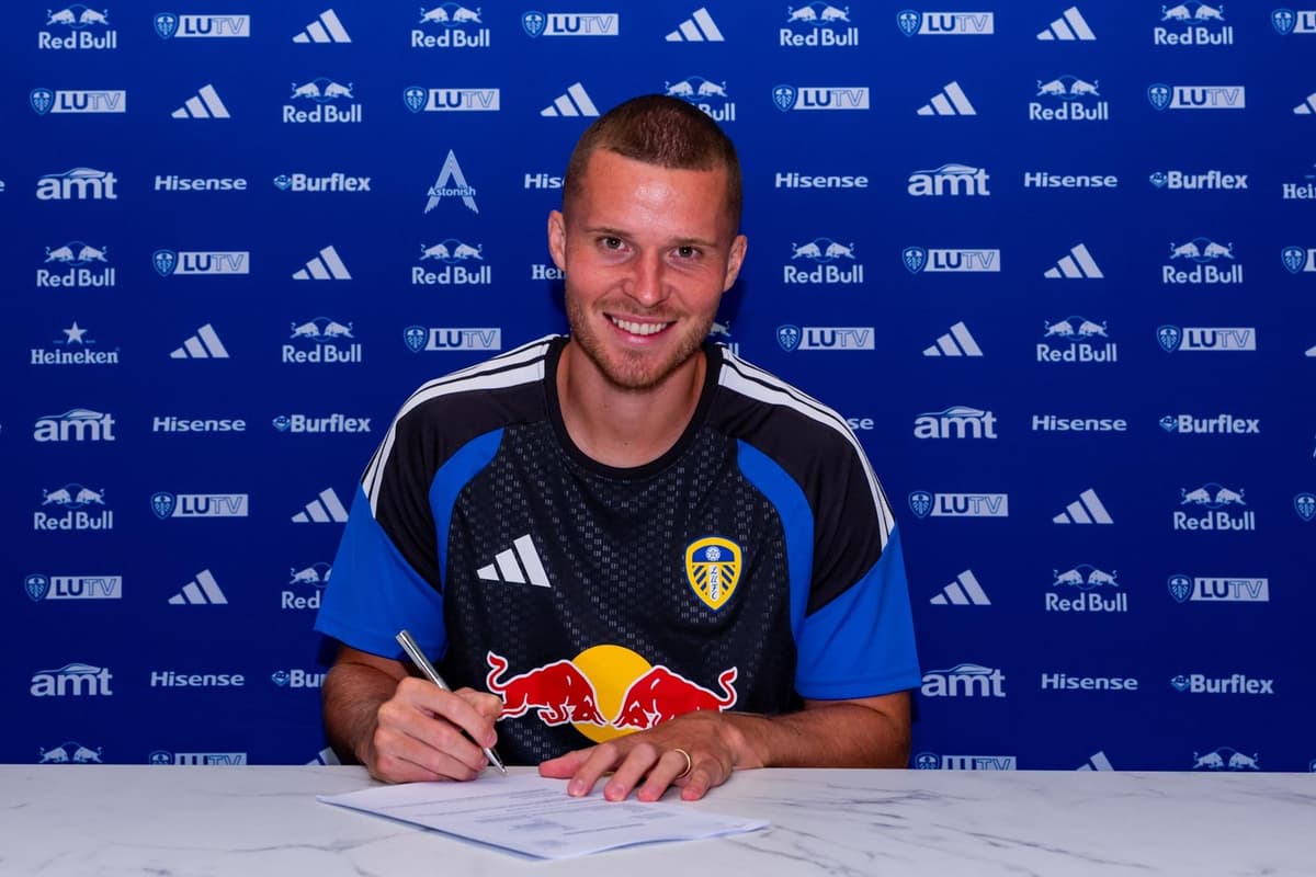 Leeds United transfer news: Experienced World Cup defender signs up for ...