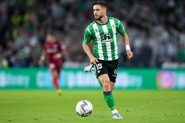 SEVILLE, SPAIN - NOVEMBER 06: Alex Moreno of Real Betis controls the blal during the LaLiga Santander match between Real Betis and Sevilla FC at Estadio Benito Villamarin on November 06, 2022 in Seville, Spain. (Photo by Angel Martinez/Getty Images)