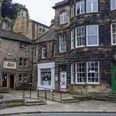 Cozy Cottage is close to Sid's Cafe in Holmfirth