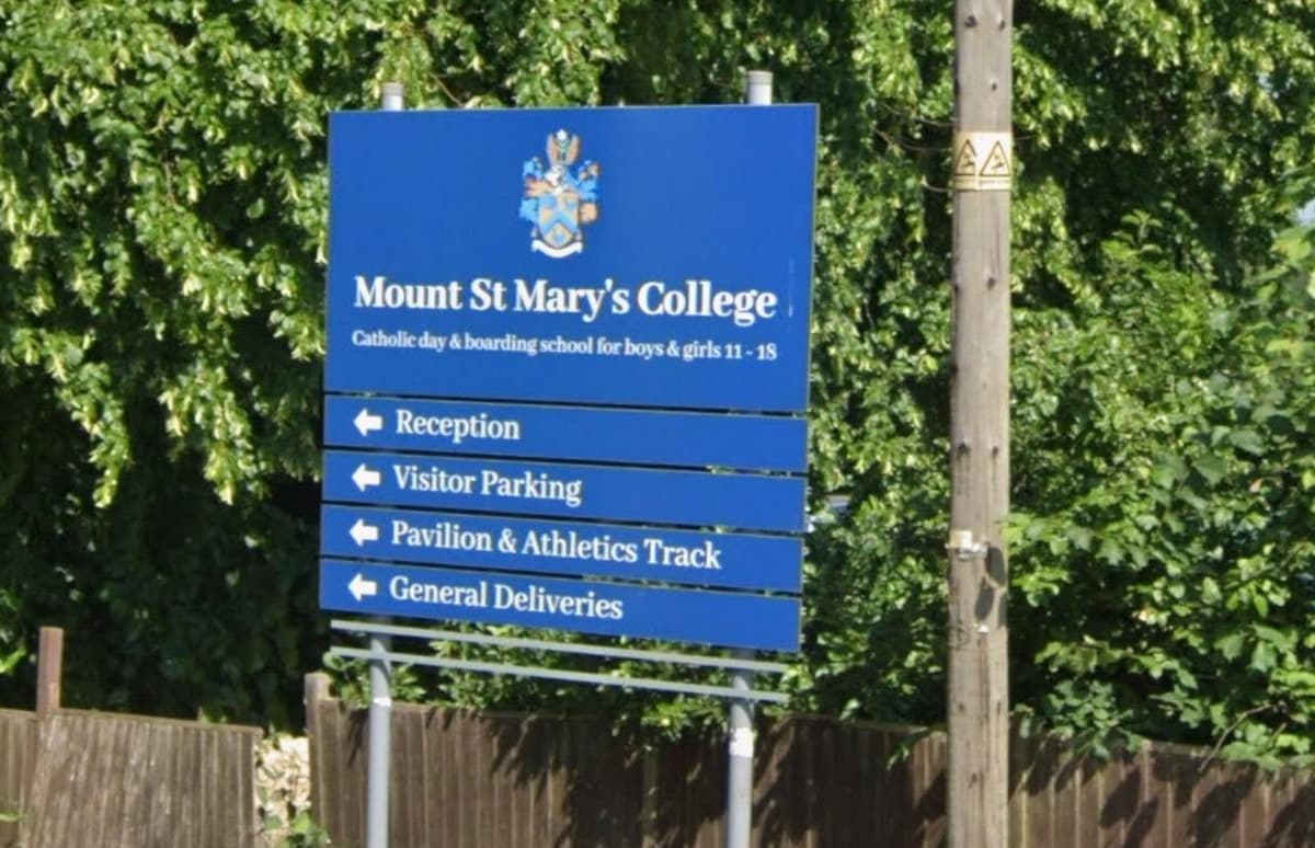 Mount St Mary's: Ehemalige Privatschulen an der Grenze zu Yorkshire ...
