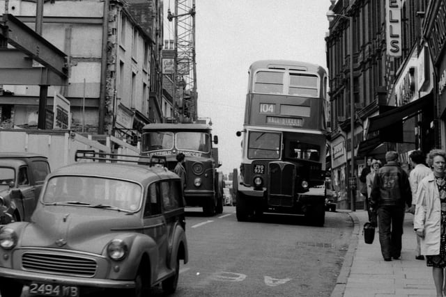 A busy Leeming Street in 1963