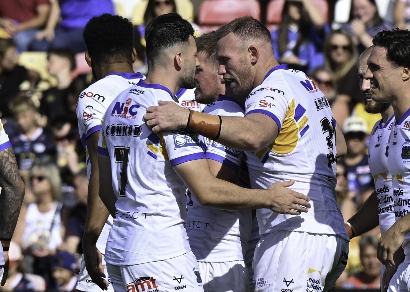 York Knights 16 Leeds Rhinos 66: Brad Arthur's title chasers issue ...