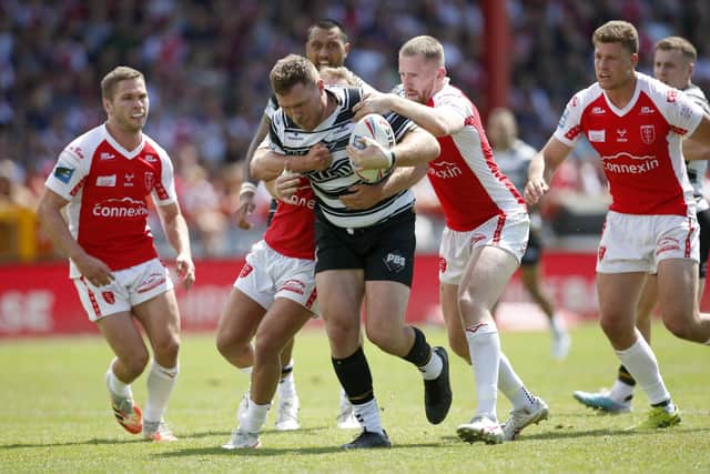 Scott Taylor takes the ball in against his former club. (Photo: Ed Sykes/SWpix.com)