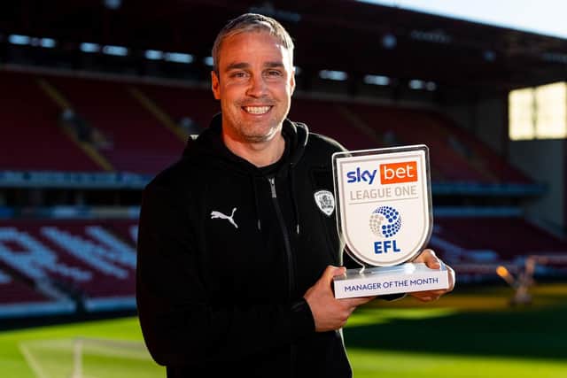 Barnsley head coach Michael Duff, pictured with his Sky Bet League One Manager of the Month for November. Picture: Robbie Stephenson/JMP.