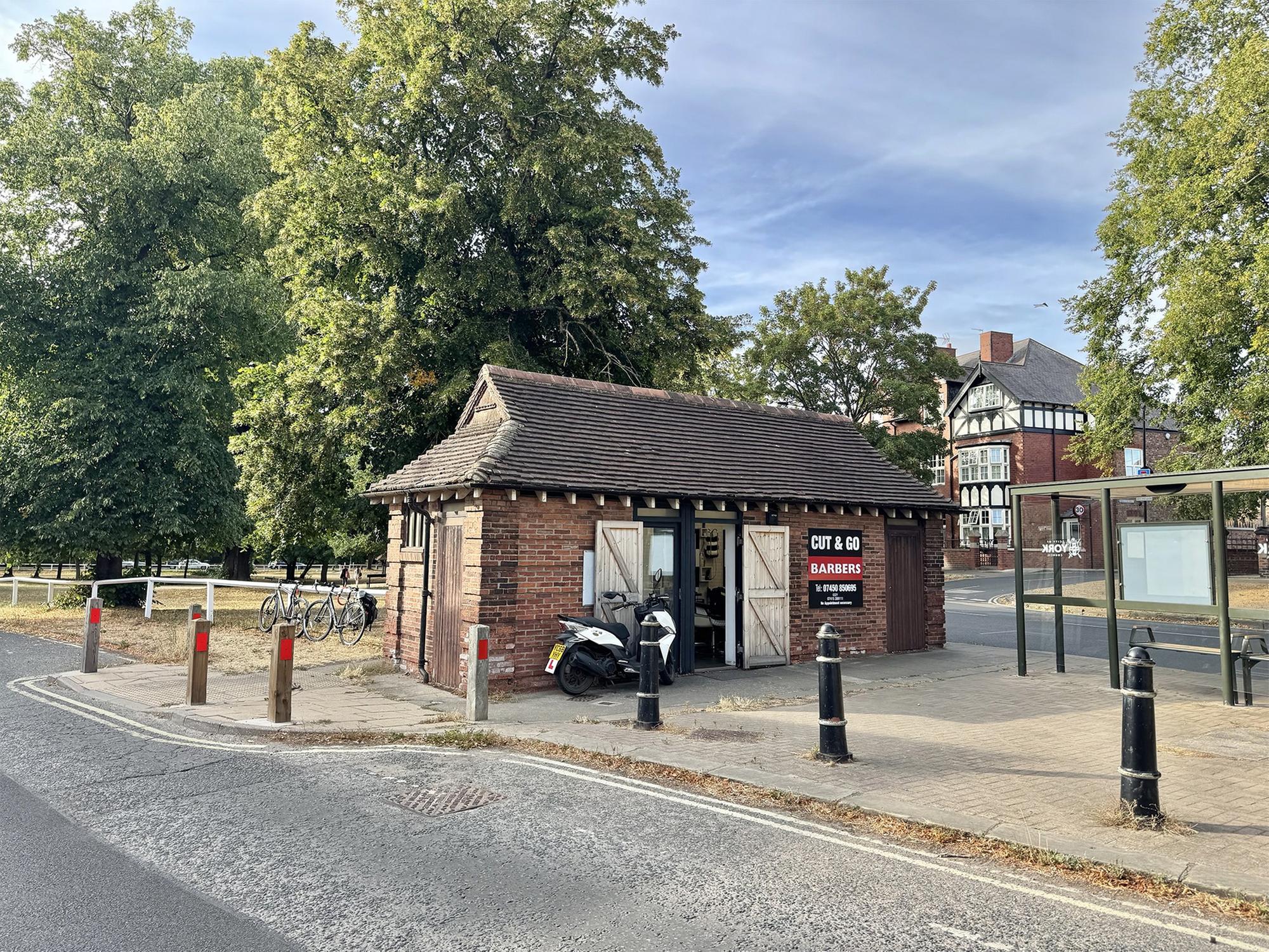Corner of Yorkshire: York Electrobus Transformer Station used system ...