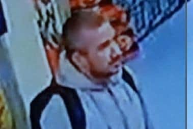 Police plea to help find Bradford man Lee missing for more than two weeks