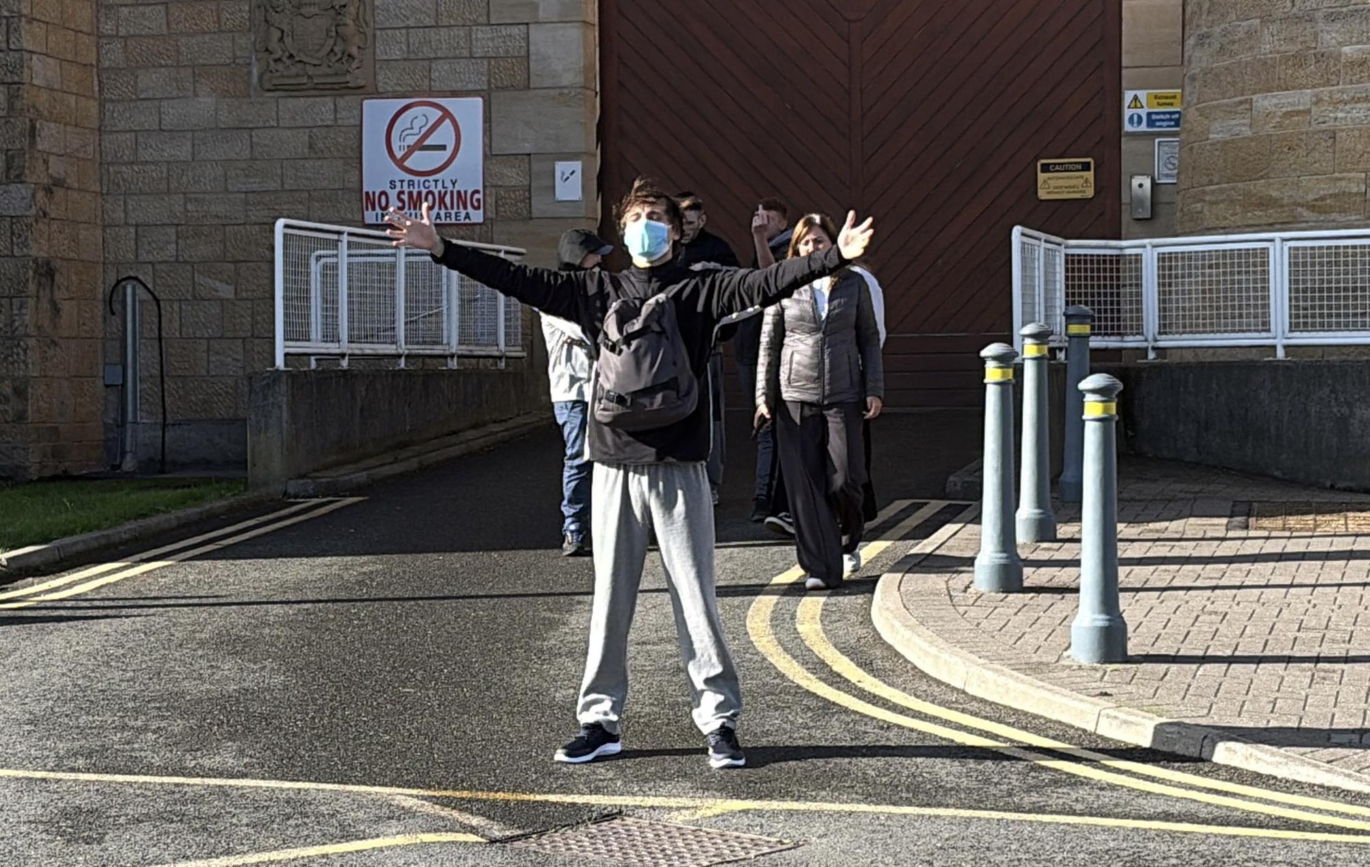 “The plan for today is to go to KFC": Released prisoners from HMP Leeds tell of plans