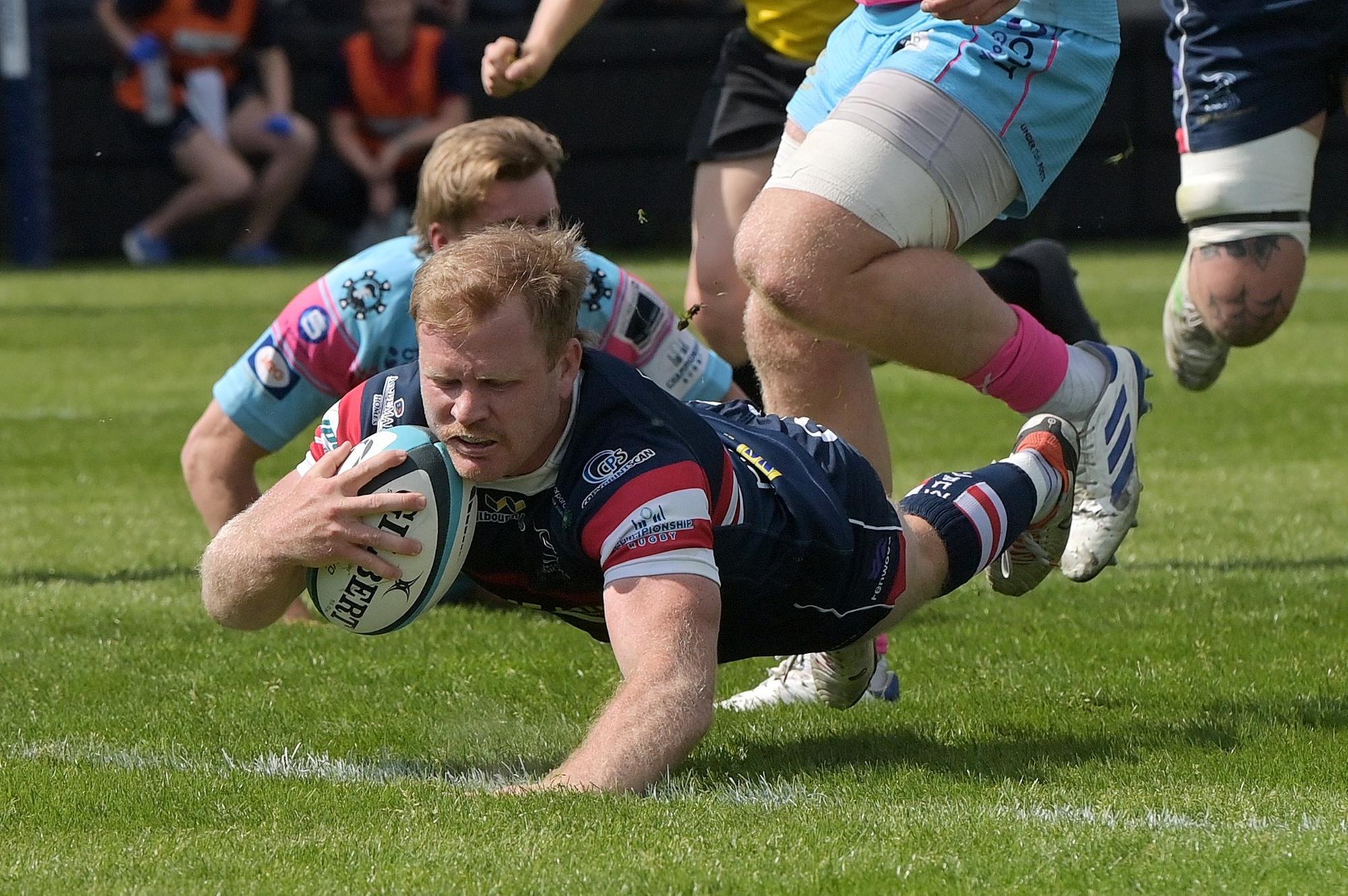 Doncaster Knights gehen als Außenseiter nach Ampthill