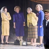 L-R - Helen Reuben, Morag Cross, Sarah Moyle, Emma Ernest, Dennis Herdman in Handbagged - Photo Manuel Harlan.