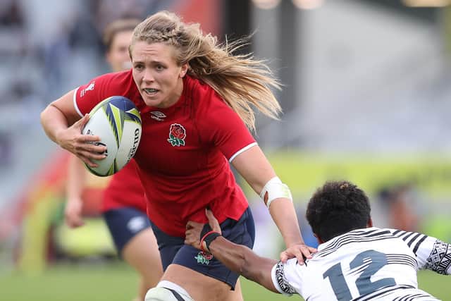 Zoe Aldcroft of England breaks a tackle to score a try during the Pool C Rugby World Cup 2021 New Zealand match between Fiji and England at Eden Park on October 08 (Picture: Phil Walter/Getty Images)