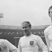 Bobby Charlton (left) of Manchester United and his brother Jackie Charlton (1935 - 2020) of Leeds United pose with the rest of the England team ahead of a British Home Championship match against Scotland at Wembley Stadium, UK, 10th April 1965. The score was 2-2.  (Photo by Evening Standard/Hulton Archive/Getty Images)