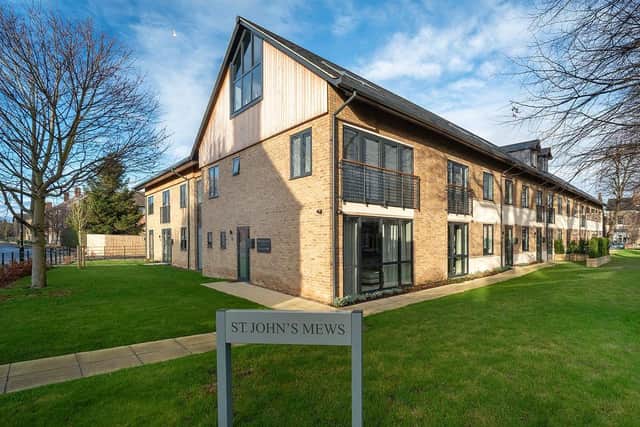 Caedmon Homes have developed 29 high-quality apartments here on the site of the former Groves House Care Home. The one, two and three-bedroom apartments are available for immediate occupation. 21 have already been sold, with seven deals completed in the last couple of months.