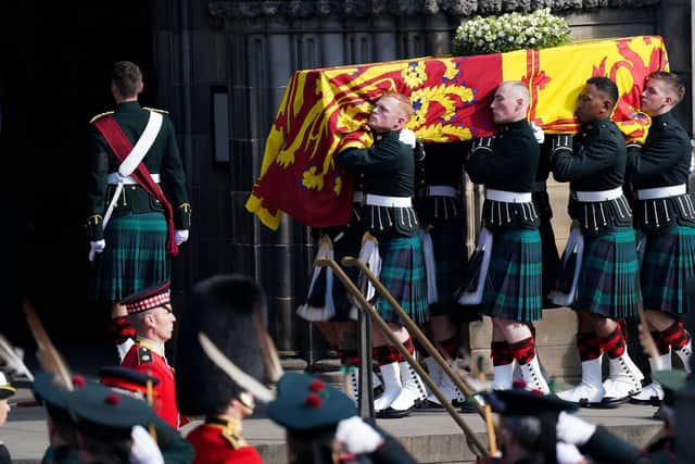 Queen Elizabeth II coffin is carried into to St Giles' Cathedral, Edinburgh. Photo : Jacob King/PA Wire