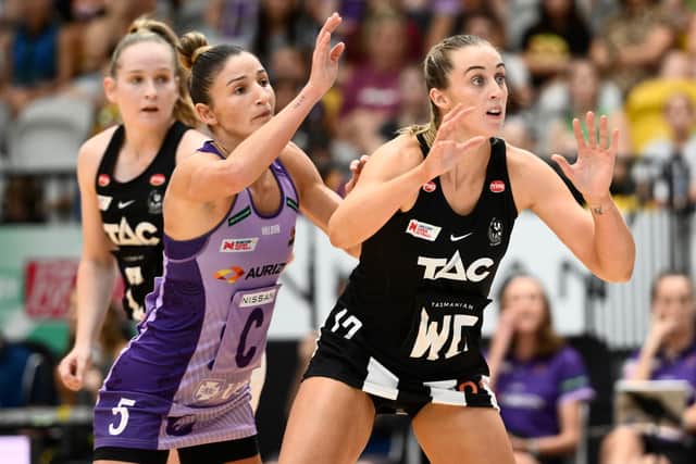 Before joining Leeds Rhinos, Zoe Davies (left) of Collingwood Magpies competes for the ball against Kim Ravaillion of the Firebirds during the 2023 Team Girls Cup match between Collingwood Magpies and Queensland Firebirds (Picture: Matt Roberts/Getty Images)