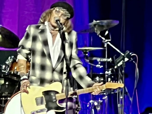 Depp performed covers of Jimi Hendrix’s Little Wing, Marvin Gaye’s What’s Going On and the John Lennon song Isolation.