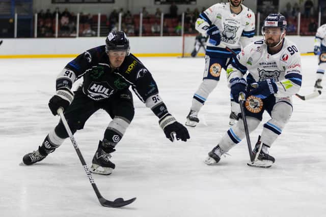 FAMILIAR FACES: Nathan Salem struck twice at Ice Sheffield for Hull Seahawks, helping beat former club Sheffield Steeldogs 4-2. Picture courtesy of Tony King/Seahawks Media.