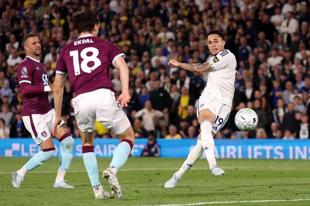 Leeds United 3:1 Burnley: Ein starker Endspurt in der zweiten Halbzeit ...