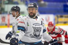 AIMING HIGH: Jason Hewitt hasn't ruled out a top-three finish in the NIHL National regular season for Sheffield Steeldogs. Picture courtesy of Peter Best/Steeldogs Media
