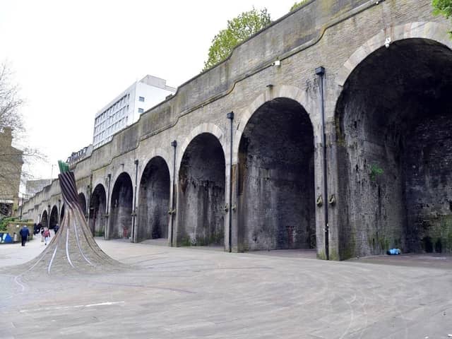 Forster Square Arches 1