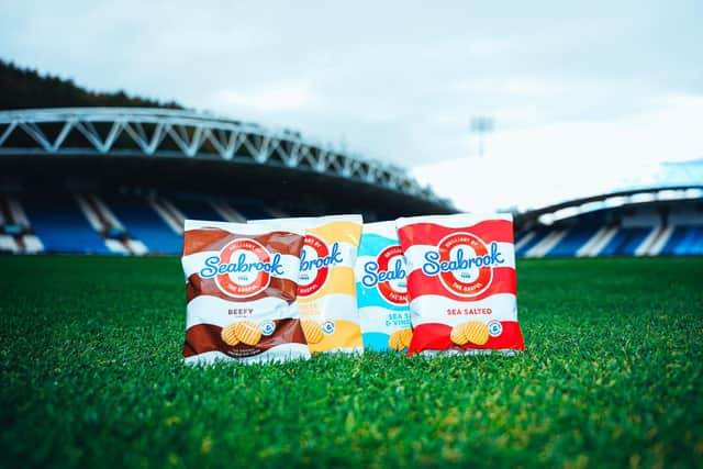 Seabrook signs 2-year agreement with Huddersfield Town