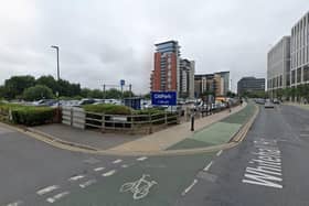 Whitehall Road/Riverside Way junction