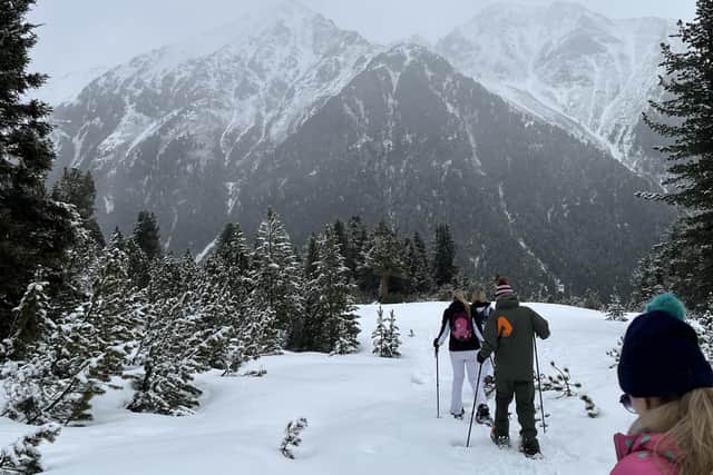 Walkers brave a snow shoe hike in Kühtai