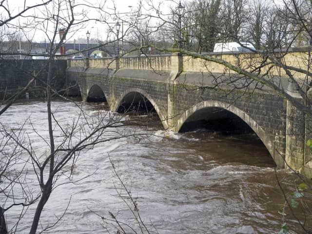 The discharges, between Horbury Bridge and the M1 motorway, went on for a total of 2,400 hours, equivalent to 100 days