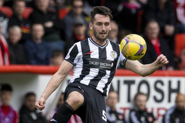 Conor McCarthy playing for St Mirren in May has seen the start of his Barnsley career cut short by a season-ending injury (Picture: Ross Parker/SNS Group via Getty Images)