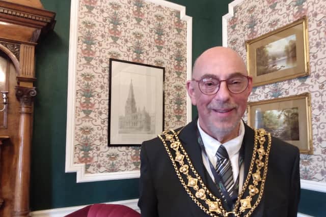 Mayor Signals Union Flag Will Fly From Halifax Town Hall All Year mayor-signals-union-flag-will-fly-from-halifax-town-hall-all-year